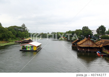 クウェー川 40744277