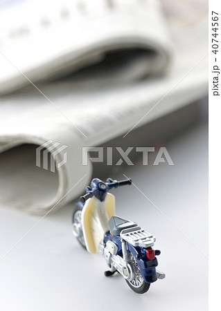 新聞配達 新聞配達 40744567