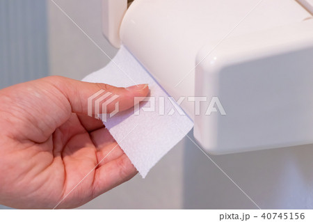 トイレットペーパー トイレットペーパー 40745156
