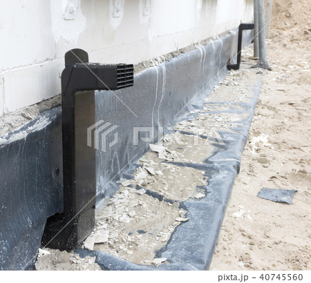 Building site with house under construction 40745560