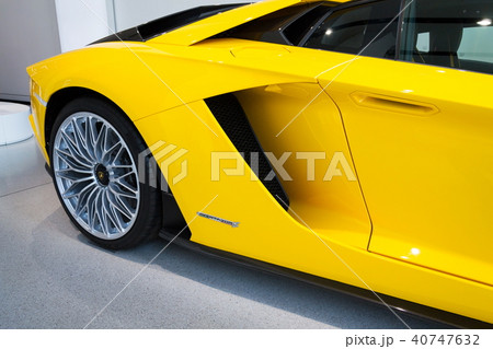 Car detail of Lamborghini Aventador S coupe Car detail of Lamborghini Aventador S coupe 40747632