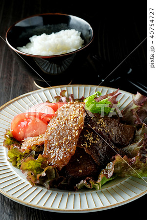 黒毛和牛の焼き肉とご飯 黒毛和牛の焼き肉とご飯 40754727