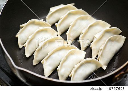 餃子 40767693