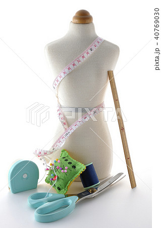 服飾　デザイン　縫製　洋服　トルソー　採寸 40769030