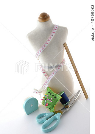 服飾　デザイン　縫製　洋服　トルソー　採寸 40769032