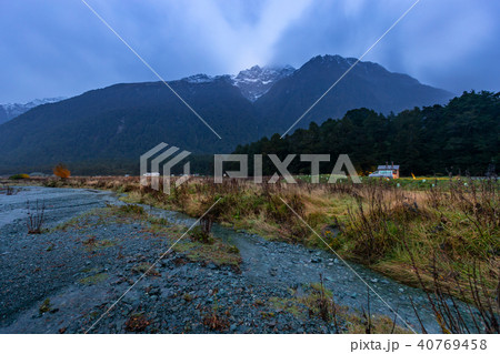Beautful landscape campsite in New Zealand. 40769458