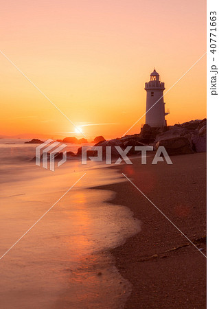 夕焼け 伊良湖岬灯台 夕焼け 伊良湖岬灯台 40771663