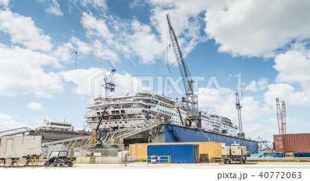 Ship in dry dock, Bahamas Ship in dry dock, Bahamas 40772063