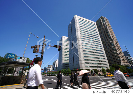 日本の東京都市景観 青山通りなど街並みを望む(青山一丁目駅) 日本の東京都市景観 青山通りなど街並みを望む(青山一丁目駅) 40772449