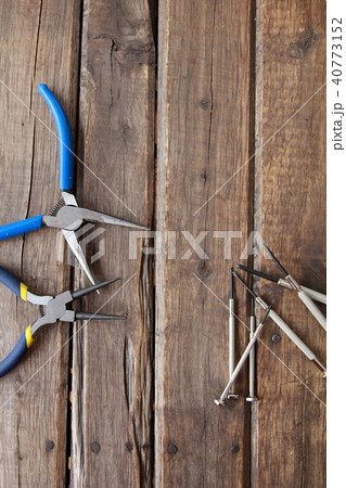 丸ペンチとラジオぺんちと精密ドライバー　工具 40773152