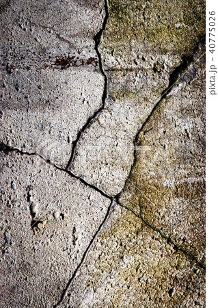 dirty popping concrete surface 40775026