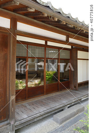 日本建築の縁側の写真素材