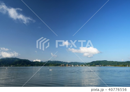 初夏の東郷池 40776556