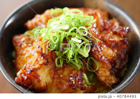 甘辛ダレのとり天丼 40784493