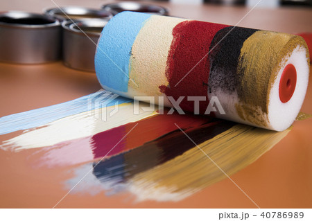 Paint roller, cans with color Paint roller, cans with color 40786989