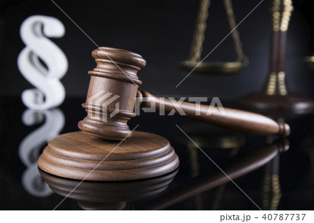 Verdict, Court gavel,Law theme, mallet of judge and paragraph si Verdict, Court gavel,Law theme, mallet of judge and paragraph si 40787737
