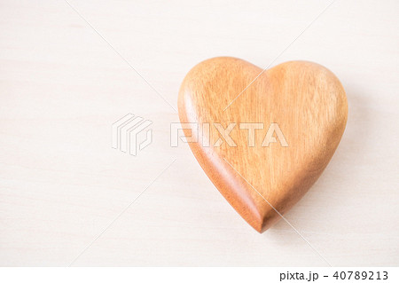 木のハート 木のハート 40789213