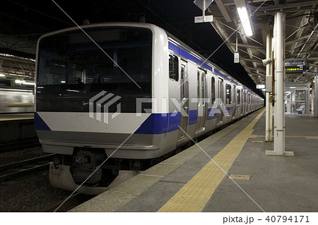 黒磯駅に停車中の東北本線E531系3000番台（未更新車） 40794171