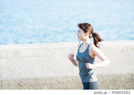 スポーツ　女性 40805002