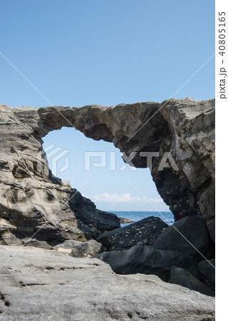 城ヶ島 馬の背洞門 40805165