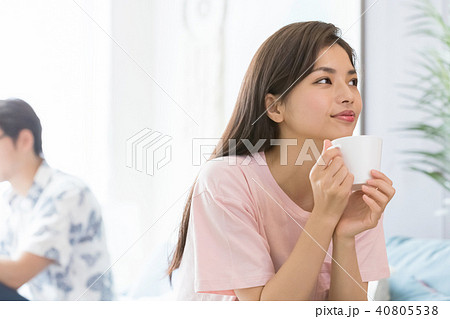 リラックスした女性 リラックスした女性 40805538