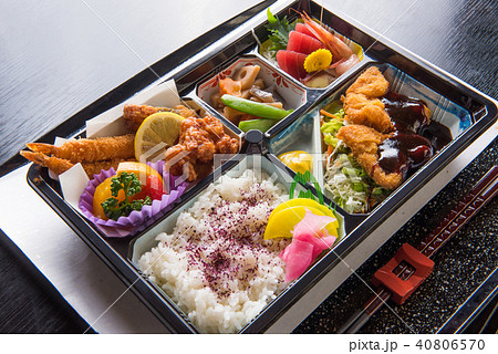 弁当 仕出し弁当の写真素材