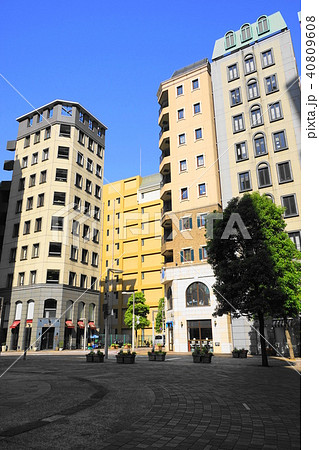 5月 汐留40イタリア街・港区立汐留西公園 5月 汐留40イタリア街・港区立汐留西公園 40809608