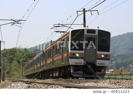 上越線高崎口の211系 40811325