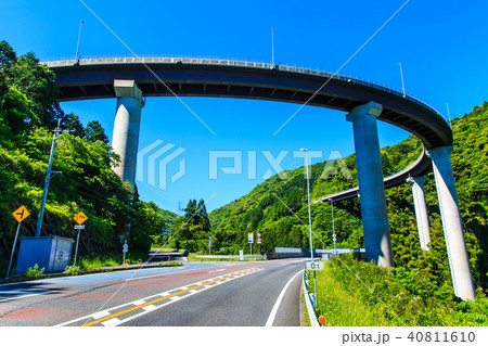 新緑　三瀬ループ橋　【福岡県福岡市相良区】 40811610