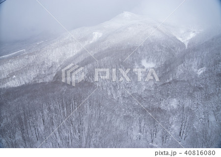 雪 スノー 山背景 40816080
