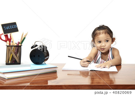 Asian little back go to school Asian little back go to school 40820069