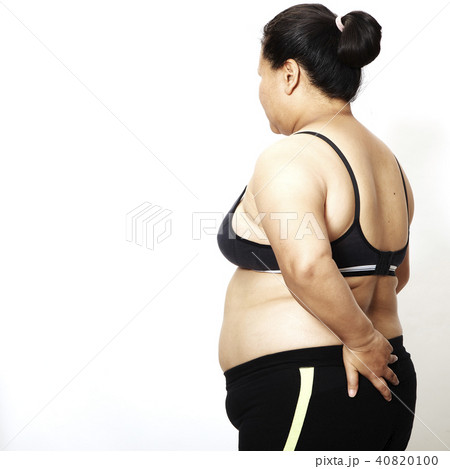 Asian fat Woman measuring 40820100