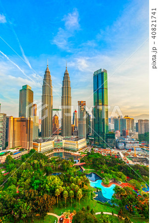 ペトロナスツインタワーの夕焼け 40821741
