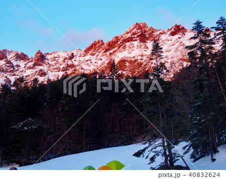 夕焼けの八ヶ岳連峰 40832624