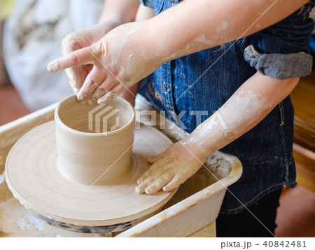 pottery workshop craft artisan teach child clay 40842481