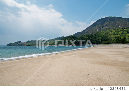 さぬき広島の砂浜 40843431