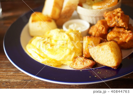 ブランチ タマゴ 卵 40844763