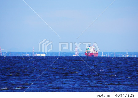 城南島海浜公園から望む風景 40847228