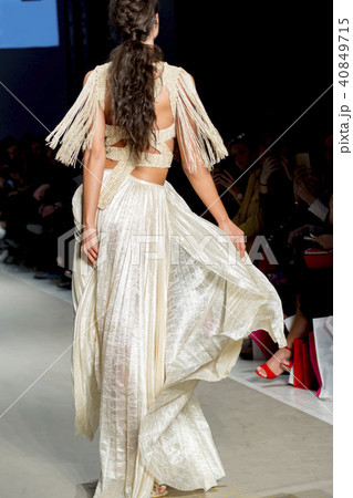 models in fashion show 40849715