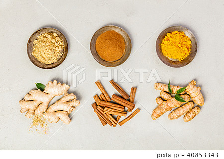 Ginger, turmeric and cinnamon Ginger, turmeric and cinnamon 40853343