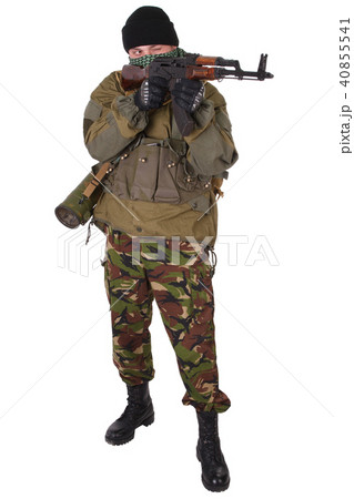 insurgent wearing shemagh with kalashnikov rifle insurgent wearing shemagh with kalashnikov rifle 40855541