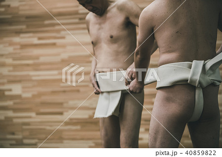 Sumo wrestling 40859822