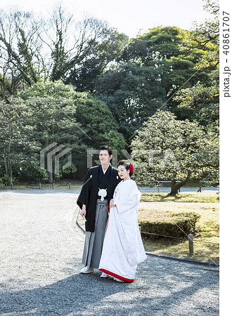 和装結婚式　新郎新婦 40861707