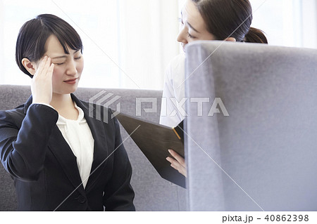 病院 待ち合い室 病院 待ち合い室 40862398