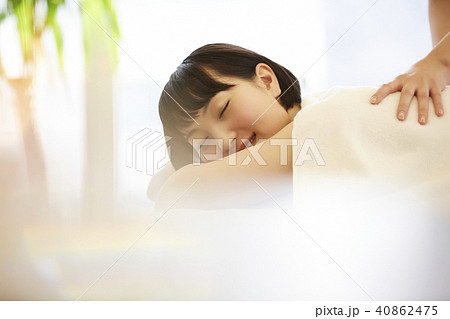 女性　エステサロン 40862475