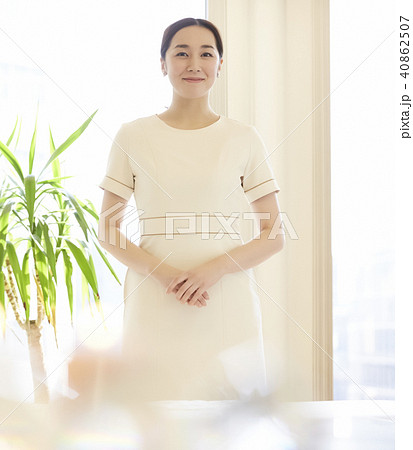 女性　エステサロン 40862507