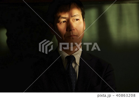 男性教師　ポートレート 40863208