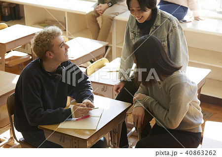 学校 インターナショナル 休み時間 学校 インターナショナル 休み時間 40863262
