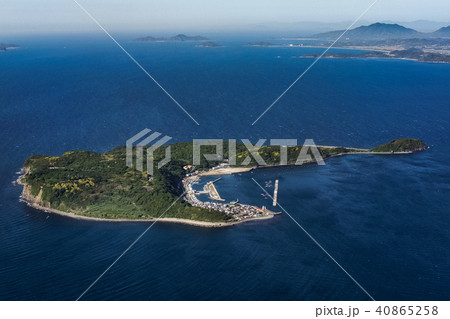 福岡県の相島　航空写真 40865258