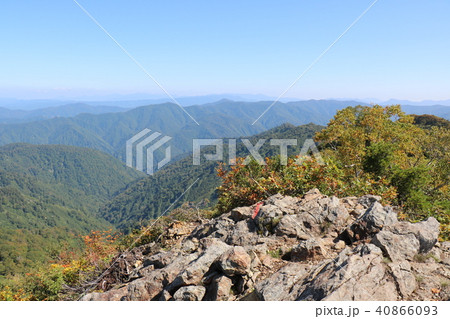 会津朝日岳の山頂からの眺め 40866093